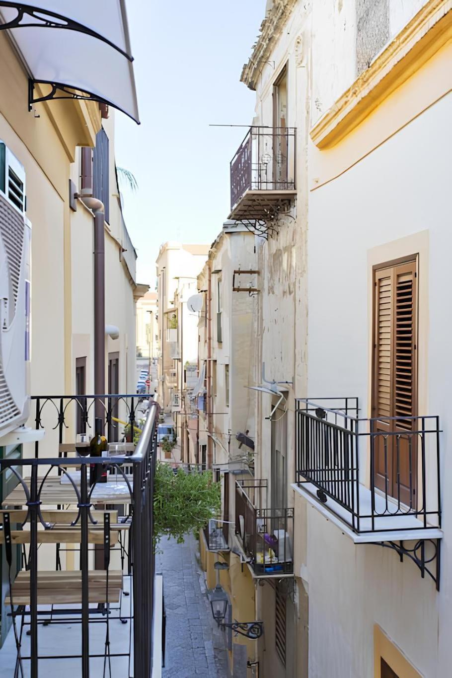Downtown Maqueda Apartment Palermo Exterior foto